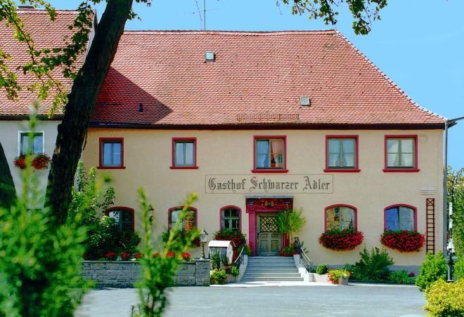 Schwarzer Adler - Hotel Garni Ipsheim Esterno foto